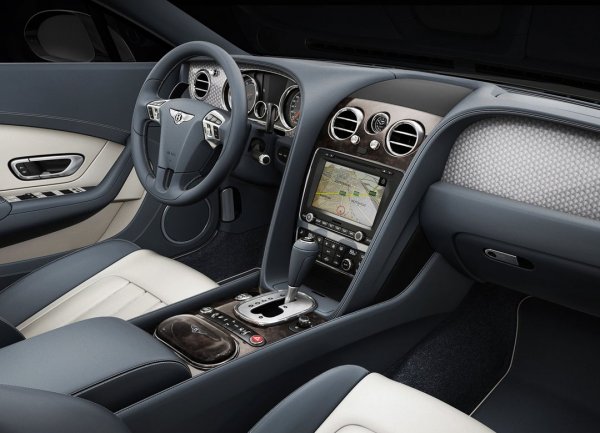 Большая восьмерка от Bentley