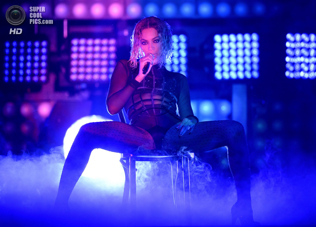 Церемония вручения премии Grammy 2014. На фото Бейонсе.